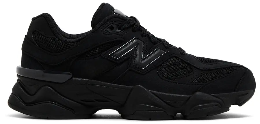 9060 Big Kid 'Triple Black Suede'